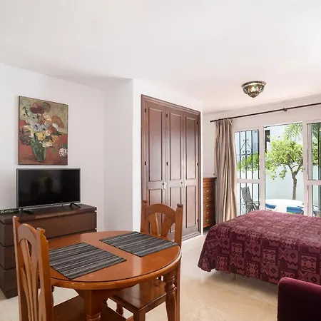 19a Claire Apartment