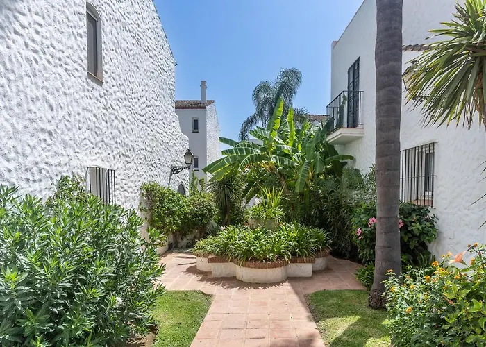 19a Claire 아파트